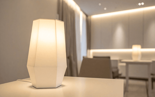 5 manieren om met tafellampen sfeer te creëren in je woonkamer